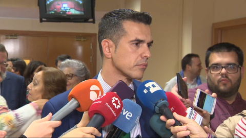 Vox Móstoles asegura que tienen que "definir" el plan para echar a Posse Vox Móstoles asegura que tienen que "definir" el plan para echar a Posse