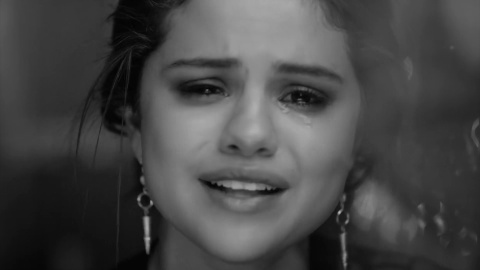 Selena Gómez, ingresada tras sufrir una crisis emocional Selena Gómez, ingresada tras sufrir una crisis emocional