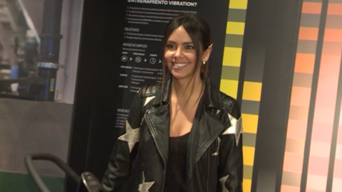 Pedroche recibe a David Muñoz efusivamente tras un día sin verse Pedroche recibe a David Muñoz efusivamente tras un día sin verse