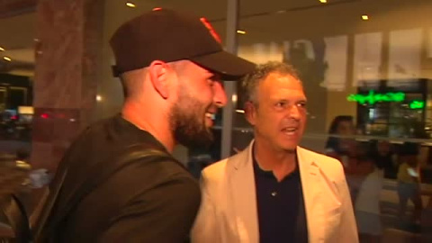 Aleix Vidal llega a Sevilla para cerrar su fichaje Aleix Vidal llega a Sevilla para cerrar su fichaje