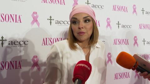 Chenoa, embajadora de la campaña contra el cáncer de Ausonia Chenoa, embajadora de la campaña contra el cáncer de Ausonia