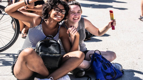 Laura Fernández y Leticia García en el Festival de Conciencia Afro de 2018. Foto: Lara Santaella. Laura Fernández y Leticia García en el Festival de Conciencia Afro de 2018. Foto: Lara Santaella.