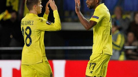 Bakambu celebra su gol al Sparta. EFE/Domenech Castelló Bakambu celebra su gol al Sparta. EFE/Domenech Castelló