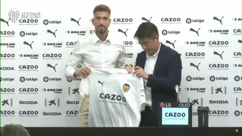 Samu Castillejo: "El Valencia tiene que volver a Europa" Samu Castillejo: "El Valencia tiene que volver a Europa"