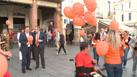 Vara acude al acto por el Dia Internacional contra el Ictus en Mérida Vara acude al acto por el Dia Internacional contra el Ictus en Mérida