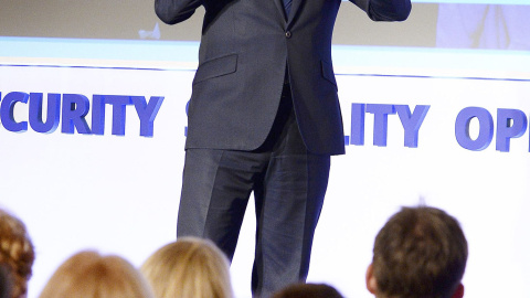 El primer ministro británico David Cameron, en un encuentro con activistas conservadores. REUTERS/John Stillwell El primer ministro británico David Cameron, en un encuentro con activistas conservadores. REUTERS/John Stillwell