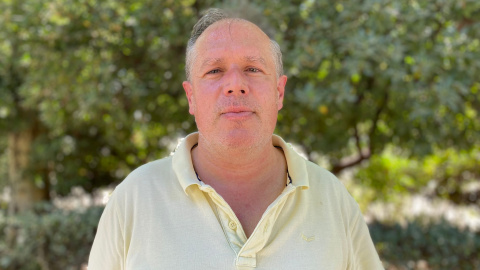 Santiago, sanitario interino durante más de 25 años: "Nos han quitado un proyecto de vida" Santiago, sanitario interino durante más de 25 años: "Nos han quitado un proyecto de vida"