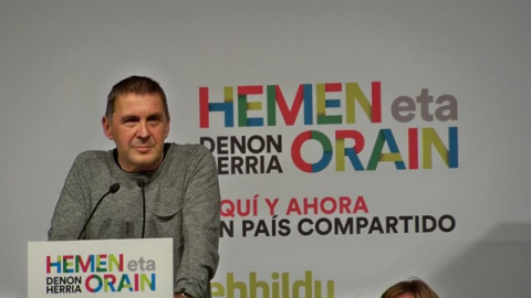Otegi no podrá ir a los actos de homenaje a Fidel Castro porque EEUU le prohíbe sobrevolar su territorio. / Europa Press Otegi no podrá ir a los actos de homenaje a Fidel Castro porque EEUU le prohíbe sobrevolar su territorio. / Europa Press