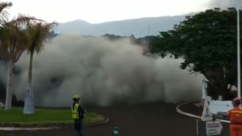 Los vecinos de La Palma afectados por el volcán se quejan de que las ayudas son insuficientes Los vecinos de La Palma afectados por el volcán se quejan de que las ayudas son insuficientes