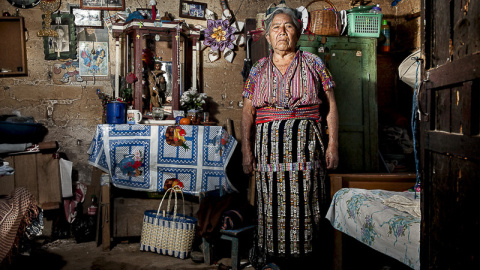 María, de 74 años, también fue víctima del conflicto armado. "Mi cuñado se escondía en el monte junto a otros compañeros para evitar ser arrestados en las batidas del ejército. Una noche, nunca volvió"./ G. G.