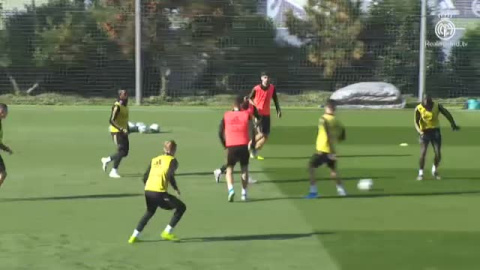 El Real Madrid se entrena sin sus internacionales El Real Madrid se entrena sin sus internacionales