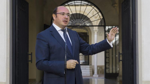El presidente de Murcia defiende su actuación en la obra de Puerto Lumbreras / EFE El presidente de Murcia defiende su actuación en la obra de Puerto Lumbreras / EFE