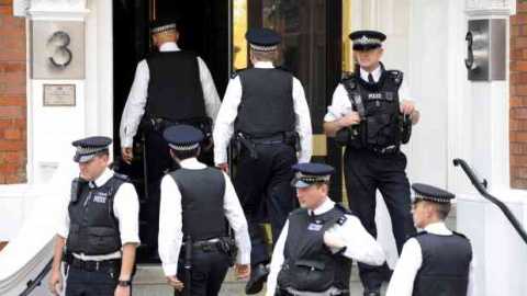 Más de 300 policías británicos, acusados de explotación sexual Más de 300 policías británicos, acusados de explotación sexual