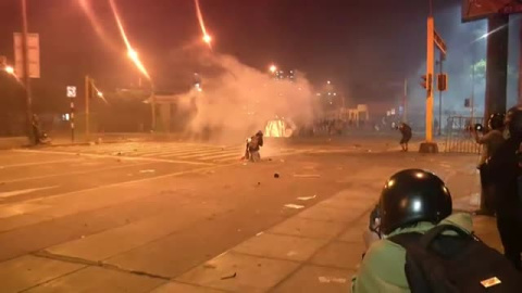 Dos muertos en Perú en las protestas contra el presidente Manuel Merino Dos muertos en Perú en las protestas contra el presidente Manuel Merino