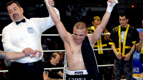 Giova, tras vencer a Xavi Urpi en la final del Campeonato de España. /J. L. RECIO Giova, tras vencer a Xavi Urpi en la final del Campeonato de España. /J. L. RECIO