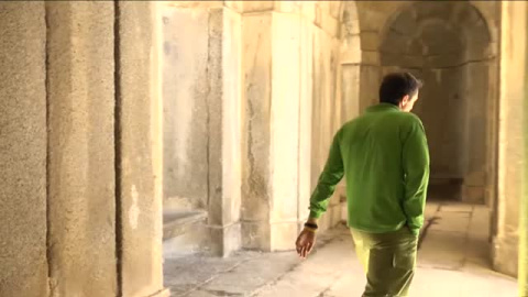 La historia de amor entre el cisne y el jardinero La historia de amor entre el cisne y el jardinero