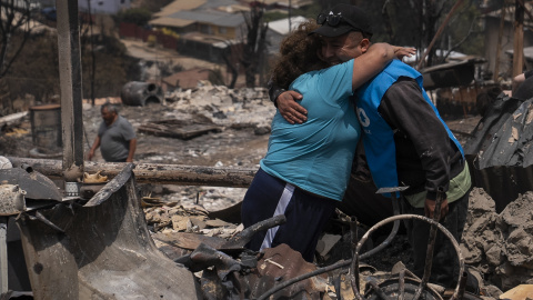 Los incendios forestales en Chile dejan un escenario desolador: "Lo perdí todo" Los incendios forestales en Chile dejan un escenario desolador: "Lo perdí todo"