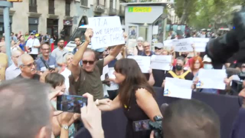 ERC y los socios de gobierno de la Generalitat tachan a Laura Borrás de "despreciable" ERC y los socios de gobierno de la Generalitat tachan a Laura Borrás de "despreciable"