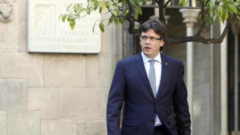 El presidente de la Generalitat, Carles Puigdemont, reta al Constitucional / EFE El presidente de la Generalitat, Carles Puigdemont, reta al Constitucional / EFE