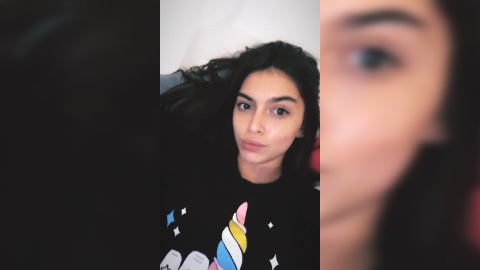 Lucía Rivera explica el sentido de su foto en topless Lucía Rivera explica el sentido de su foto en topless