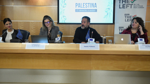Virginia Pérez Alonso interviene en el acto "Palestina, el derecho a existir" Virginia Pérez Alonso interviene en el acto "Palestina, el derecho a existir"