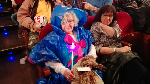 Manoli, el hada madrina del sorteo de Navidad. /SANDRA RODRÍGUEZ