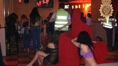 Fotografía de la Policía Nacional de una operación contra la trata de blancas. Fotografía de la Policía Nacional de una operación contra la trata de blancas.