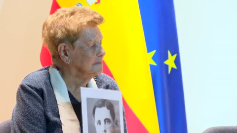 Homenaje a las víctimas de la guerra y de la dictadura Homenaje a las víctimas de la guerra y de la dictadura