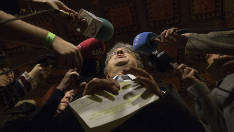El delegado del Gobierno en Cataluña, Enric Millo, hace declaraciones a los medios sobre la cumbre por el referéndum en el Parlament. EFE/Marta Pérez El delegado del Gobierno en Cataluña, Enric Millo, hace declaraciones a los medios sobre la cumbre por el referéndum en el Parlament. EFE/Marta Pérez