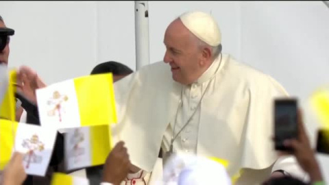 El papa pide en Bahréin acabar con la lógica del "ojo por ojo y diente por diente" El papa pide en Bahréin acabar con la lógica del "ojo por ojo y diente por diente"