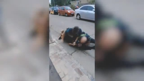 Denuncian en Sevilla la muerte de un hombre durante su detención Denuncian en Sevilla la muerte de un hombre durante su detención