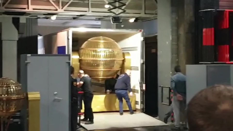 Llegan los bombos para el Sorteo de Navidad al Teatro Real Llegan los bombos para el Sorteo de Navidad al Teatro Real