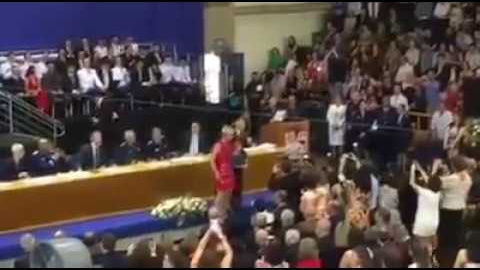 eyYZepFEmBA eyYZepFEmBA