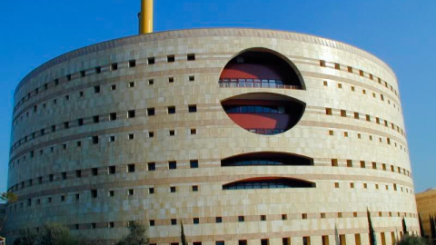 Edificio Torre Triana, sede de la Consejería de Educación, Cultura y Deporte de Andalucía Edificio Torre Triana, sede de la Consejería de Educación, Cultura y Deporte de Andalucía
