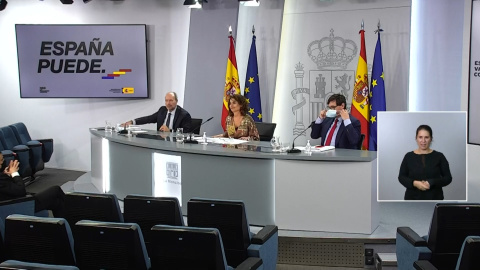 Montero, Campo e Illa en rueda de prensa Montero, Campo e Illa en rueda de prensa