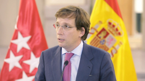 Almeida reprocha a Sánchez tras el preacuerdo con ERC: "Es un chantaje" Almeida reprocha a Sánchez tras el preacuerdo con ERC: "Es un chantaje"