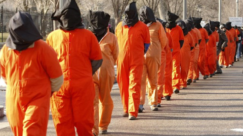 Presos en la base naval de Guantánamo, en Cuba. / REUTERS Presos en la base naval de Guantánamo, en Cuba. / REUTERS