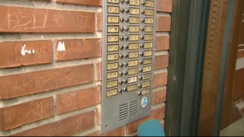 Roba un coche con dos niños dentro Roba un coche con dos niños dentro