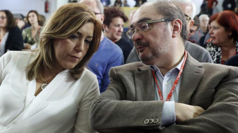 La presidenta andaluza, Susana Díaz (i), y el presidente aragonés, Javier Lambán (d), durante la reunión del Comité Federal del PSOE.-EFE La presidenta andaluza, Susana Díaz (i), y el presidente aragonés, Javier Lambán (d), durante la reunión del Comité Federal del PSOE.-EFE