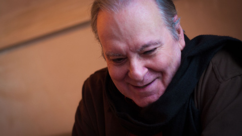 El periodista y locutor musical Diego A. Manrique. / REPORTAJE FOTOGRÁFICO: CHRISTIAN GONZÁLEZ El periodista y locutor musical Diego A. Manrique. / REPORTAJE FOTOGRÁFICO: CHRISTIAN GONZÁLEZ