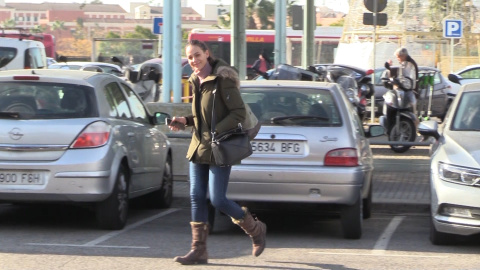 Eva González regresa a Madrid ajena a la polémica Eva González regresa a Madrid ajena a la polémica
