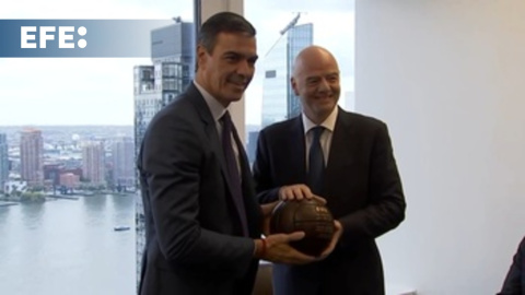 Pedro Sánchez se reúne con el presidente de la FIFA, Gianni Infantino Pedro Sánchez se reúne con el presidente de la FIFA, Gianni Infantino