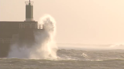 Un nuevo temporal amenaza el cantábrico Un nuevo temporal amenaza el cantábrico