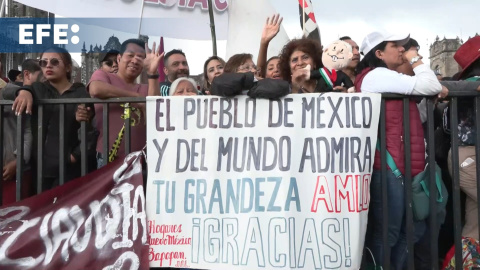 Sheinbaum toma el mando en el Zócalo entre la esperanza y la nostalgia de su predecesor Sheinbaum toma el mando en el Zócalo entre la esperanza y la nostalgia de su predecesor