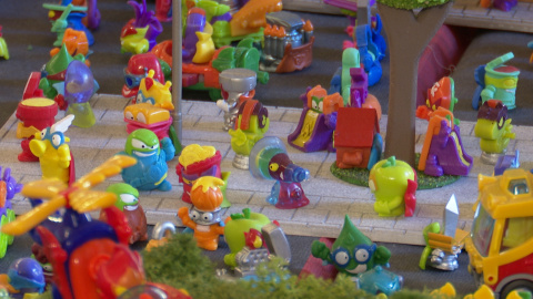 Los SuperThings llegan al Ateneo con más de 1.100 figuras Los SuperThings llegan al Ateneo con más de 1.100 figuras