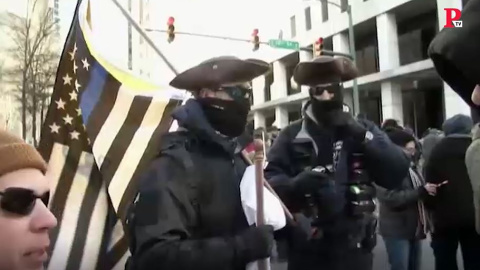 Amos de las armas: rechazan su control a pesar de los tiroteos Amos de las armas: rechazan su control a pesar de los tiroteos