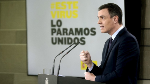 El presidente del Gobierno, Pedro Sánchez, en la comparecencia posterior al Consejo de Ministros en el que se ha acordado el plan de 200.000 millones contra la crisis del coronavirus. EFE/Pool Moncloa/José María Cuadrado El presidente del Gobierno, Pedro Sánchez, en la comparecencia posterior al Consejo de Ministros en el que se ha acordado el plan de 200.000 millones contra la crisis del coronavirus. EFE/Pool Moncloa/José María Cuadrado