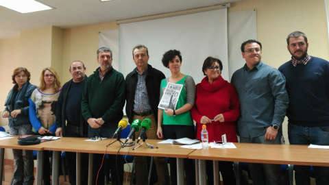 Miembros de la Plataforma Estatal por la Defensa de la Escuela Pública este jueves / EUROPA PRESS Miembros de la Plataforma Estatal por la Defensa de la Escuela Pública este jueves / EUROPA PRESS