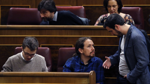 Garzón envía una carta a Iglesias y Echenique por utilizar a IU en su disputa interna. EFE Garzón envía una carta a Iglesias y Echenique por utilizar a IU en su disputa interna. EFE