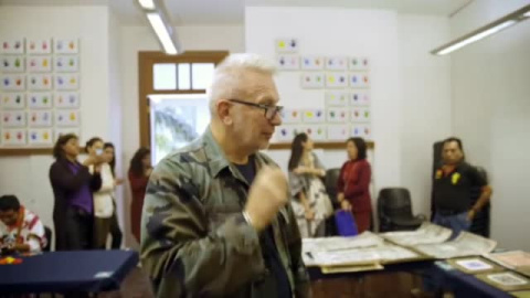 Jean Paul Gaultier anuncia su despedida de las pasarelas Jean Paul Gaultier anuncia su despedida de las pasarelas